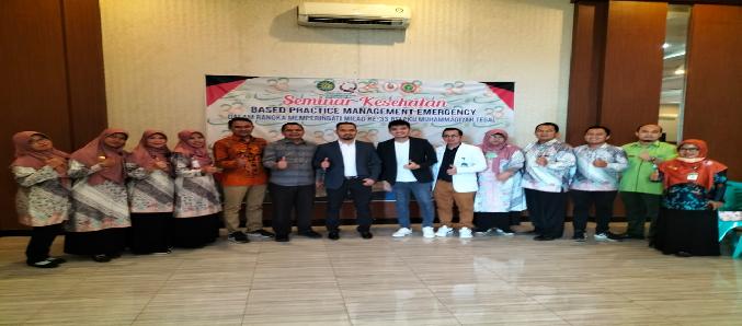 dr. Yongki AFI meriahkan Seminar Medis RSI PKU Muhammadiyah Tegal